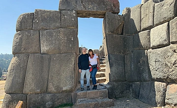 City Tour Arqueológico: Catedral del Cusco, Qoricancha Templo del Sol, Sacsayhuaman, Qenqo, Pucapukara y Tambomachay – Tarde libre (Desayuno y Almuerzo)