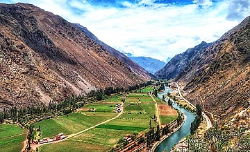 Día 5: Valle Sagrado de los Inkas – Viaje en tren a Aguas calientes (Desayuno y box lunch)