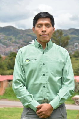 Bruce Miranda  - Guía Oficial de Turismo 