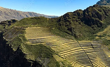Dia 1: Valle Sagrado de los Inkas – Viaje en tren a Aguas calientes (Almuerzo)