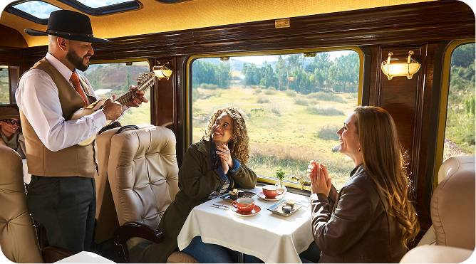 Tour Machupicchu en Tren First Class